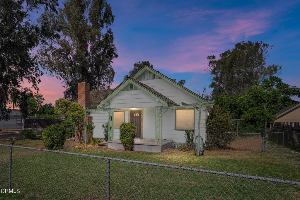1017 Normandy Drive, Bakersfield, CA 93306