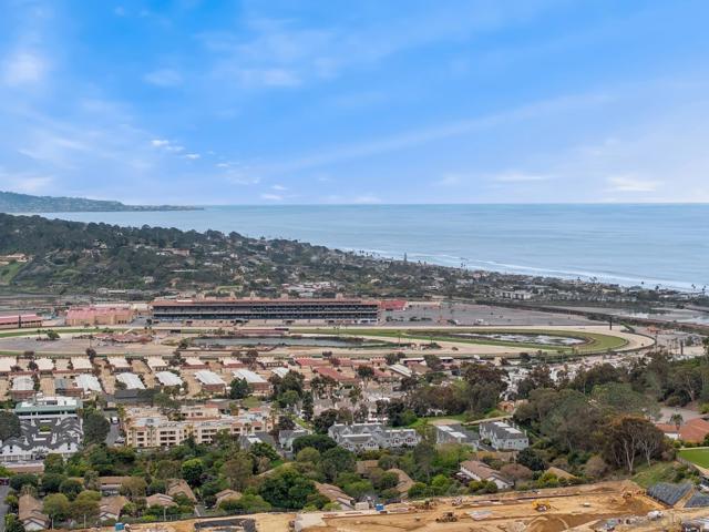768 Sonrisa Street, Solana Beach CA: https://media.crmls.org/mediaz/5f7ccd48-a378-4404-8f1a-dbd17cf016c1.jpg