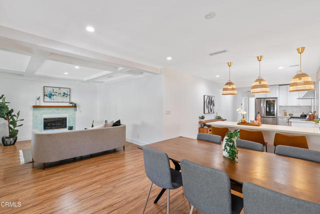 1015 Nolden Street, Highland Park CA: https://media.crmls.org/mediaz/5f7d2ea4-e247-45e9-9f0c-e705c4020bd0.jpg