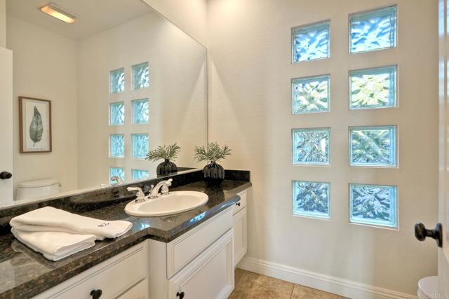 1664 Aryana Drive, Encinitas CA: https://media.crmls.org/mediaz/5f7d45a2-334d-4318-a0b2-450abb760a51.jpg