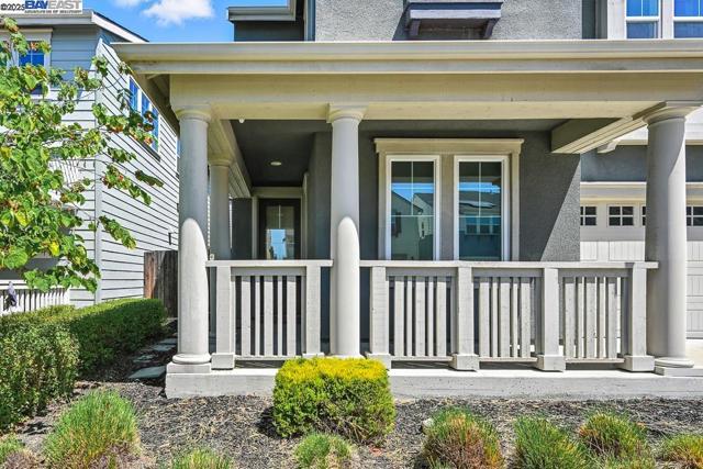 2100 Carbondale, Dublin CA: https://media.crmls.org/mediaz/5f7db572-4bdd-408a-8331-4f744ab5146a.jpg