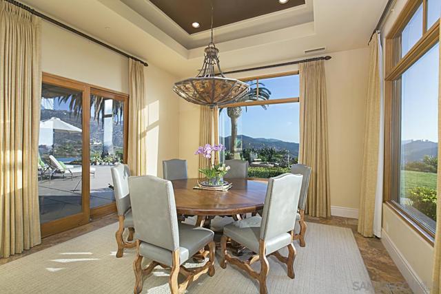 14155 Bryce Point, Poway CA: https://media.crmls.org/mediaz/5f7de554-4499-4cc8-a161-c316247ff014.jpg