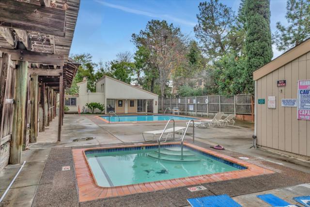980 Kiely Boulevard, Santa Clara CA: https://media.crmls.org/mediaz/5f7e592e-616d-4014-a77f-5d1b544451e1.jpg