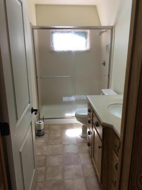 5051 Arctic Lane, Somerset CA: https://media.crmls.org/mediaz/5f7e7f49-4d5d-42b8-8e04-ff6fec10fe18.jpg