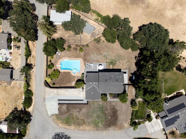 7565 Tierra Sombra Court, San Jose CA: https://media.crmls.org/mediaz/5f7f1df0-6360-49e5-86c2-2cb96fe04f7a.jpg