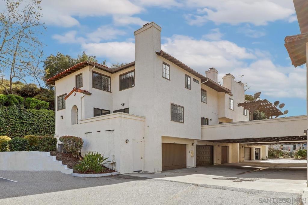 190 Bautista Ct #89