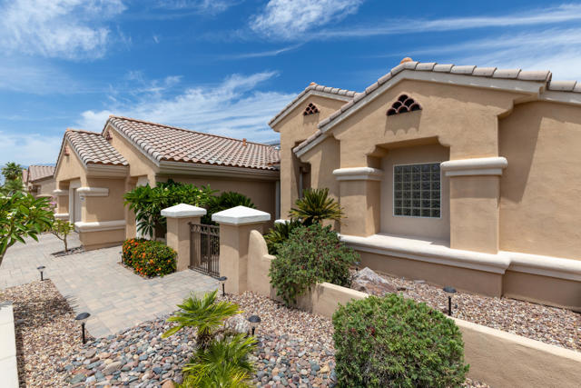 78368 Sunrise Canyon Avenue, Palm Desert CA: https://media.crmls.org/mediaz/5f7f5579-de8d-4aed-8c7a-efbcc916e3f7.jpg
