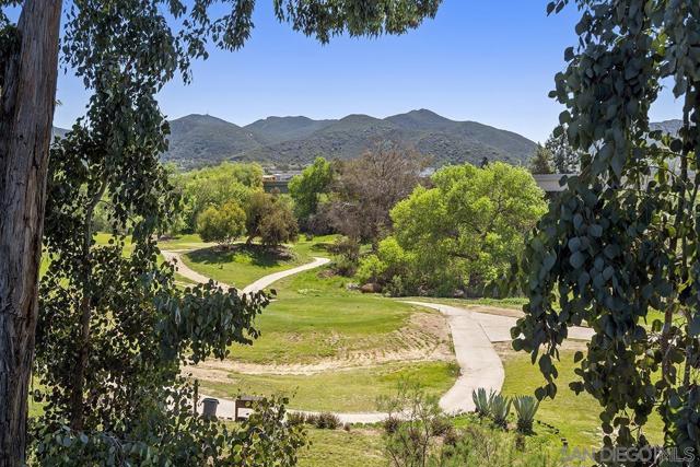 8313 Carlton Oaks Dr, Santee CA: https://media.crmls.org/mediaz/5f7f8a46-67e4-4385-b14f-e5d887d11ebf.jpg