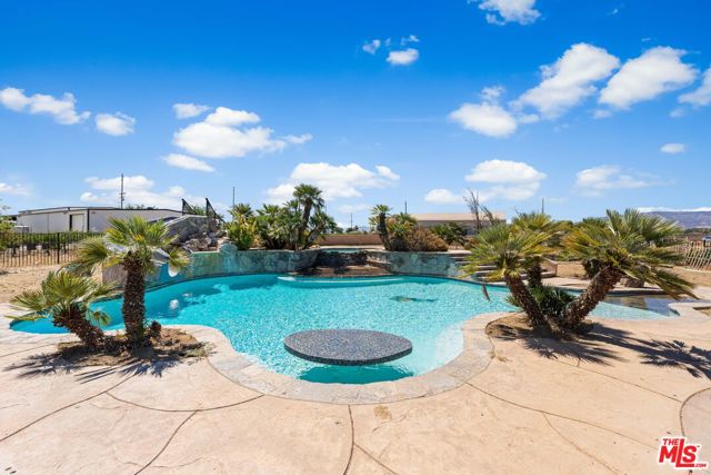 42094 W 21st Street, Lancaster CA: https://media.crmls.org/mediaz/5f7fbf60-6181-493b-8c7a-4e232f960322.jpg