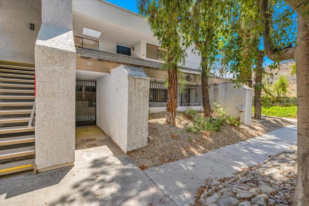 5301 E Waverly Drive #187