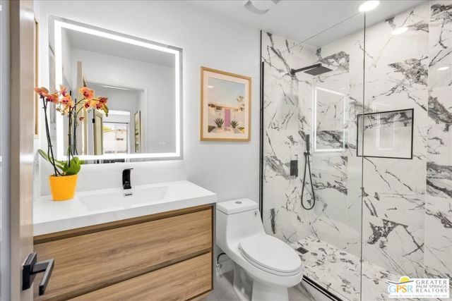 2092 N San Antonio Road, Palm Springs CA: https://media.crmls.org/mediaz/5f811696-9644-4c2c-96c8-79418bc88c04.jpg