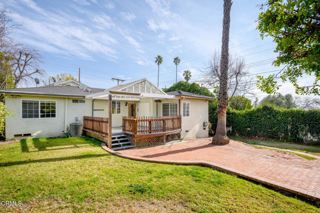 4917 Angeles Crest Highway, La Canada Flintridge CA: https://media.crmls.org/mediaz/5f815f94-4404-4a9a-a16c-e22fe74aa916.jpg