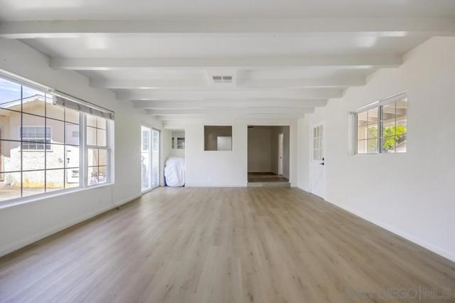 12224 Lemon Crest Drive, Lakeside CA: https://media.crmls.org/mediaz/5f82581f-e0f5-474a-8b5c-01fa286828f4.jpg