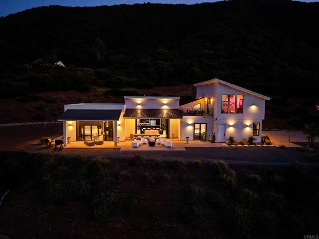 42950 Ivy Street, Murrieta CA: https://media.crmls.org/mediaz/5f8337e7-884f-42e5-b1cb-f9dc93a0dd71.jpg