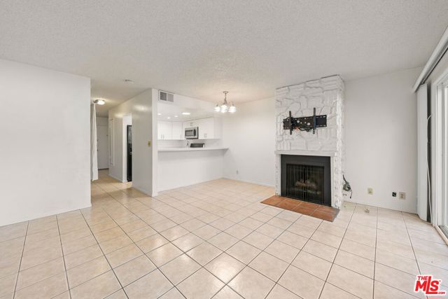 1718 Puente Avenue, Baldwin Park CA: https://media.crmls.org/mediaz/5f84177d-c352-4188-9166-248c142d012f.jpg