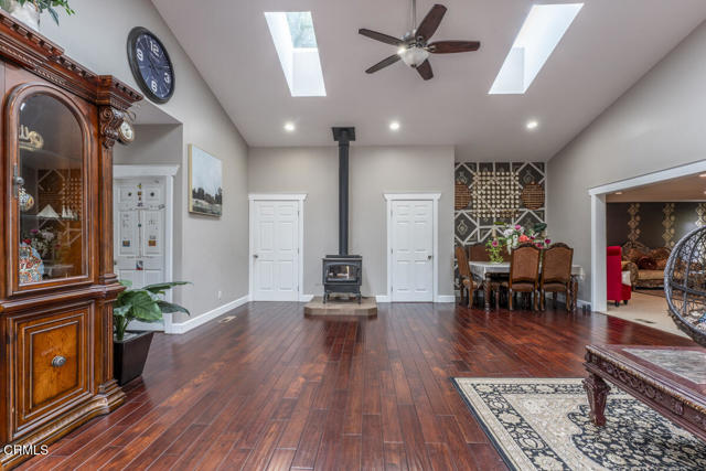18900 Porterfield Lane, Fort Bragg CA: https://media.crmls.org/mediaz/5f843268-5abf-4ee9-aa25-f2ba8061e7ed.jpg