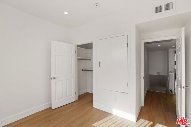 1623 Brockton Avenue, Los Angeles CA: https://media.crmls.org/mediaz/5f84e3a4-fd52-4715-bbfe-6646a3e29198.jpg