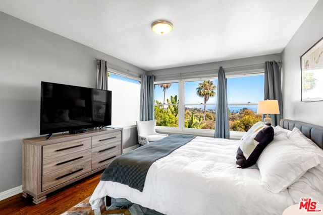 Drew Fenton | 16655 Marquez Terrace Pacific Palisades CA | MLS: 7356953