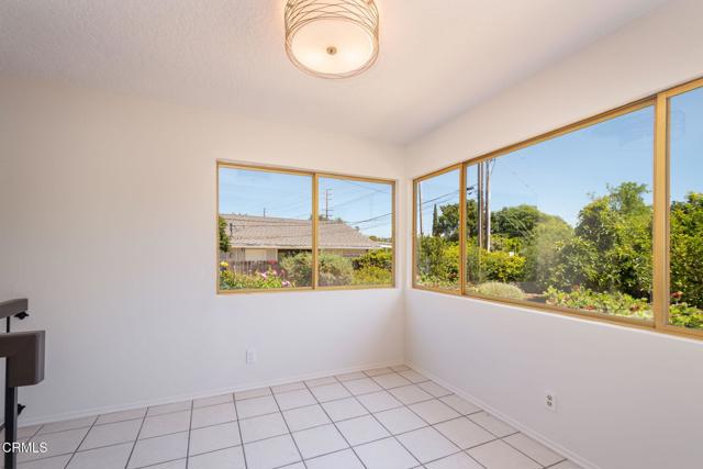 Detail Gallery Image 13 of 42 For 1808 Burleson Ave, Thousand Oaks,  CA 91360 - 4 Beds | 2/1 Baths