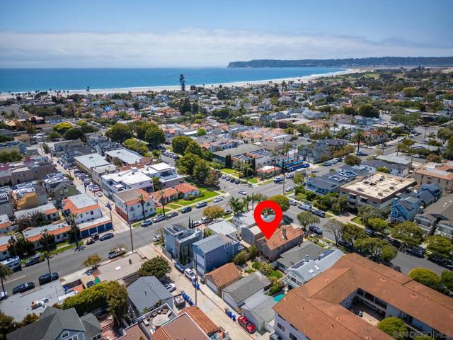 Image 3 of 60 For 867 E Avenue