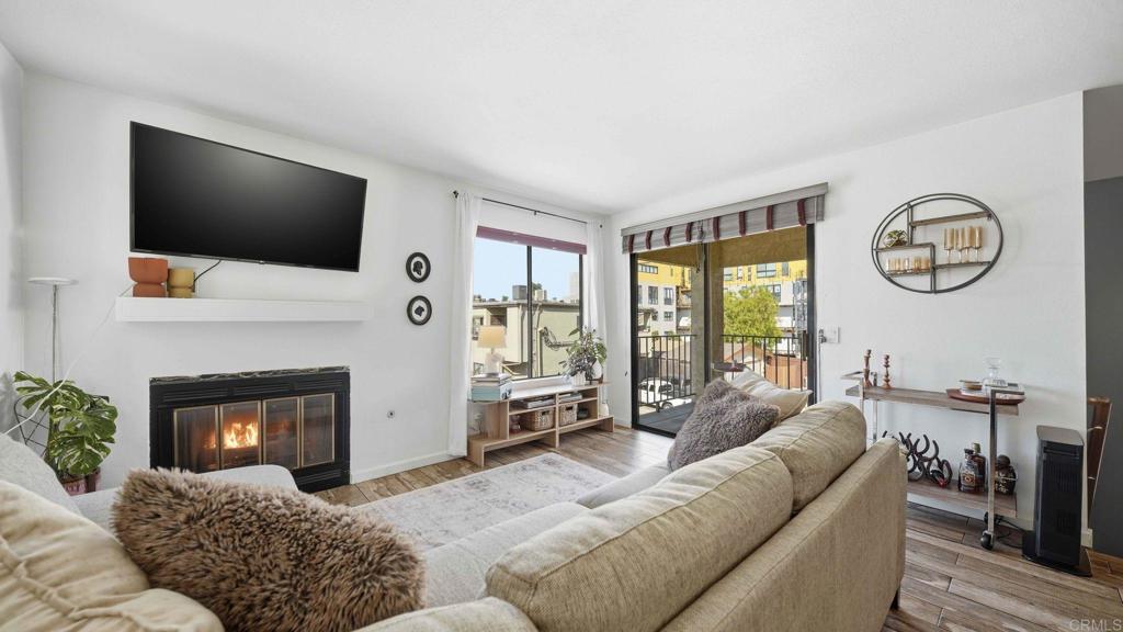 2956 C St #15