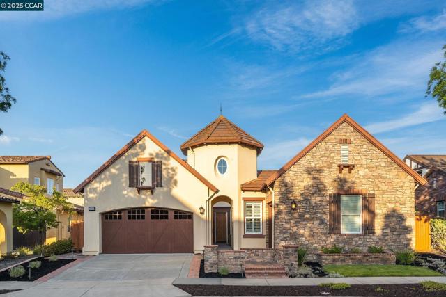 3467 Cashmere Street, Danville CA: https://media.crmls.org/mediaz/5f86f137-58b5-4446-8690-b5bc5fabba84.jpg