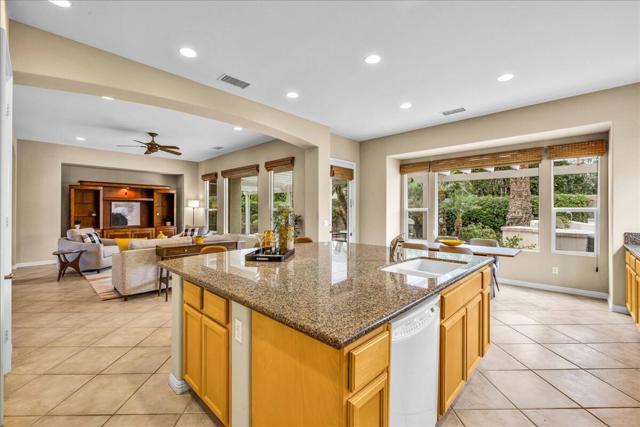 61255 Portulaca Drive, La Quinta CA: https://media.crmls.org/mediaz/5f8769bf-cf26-480e-a035-06ed0a4e11a7.jpg