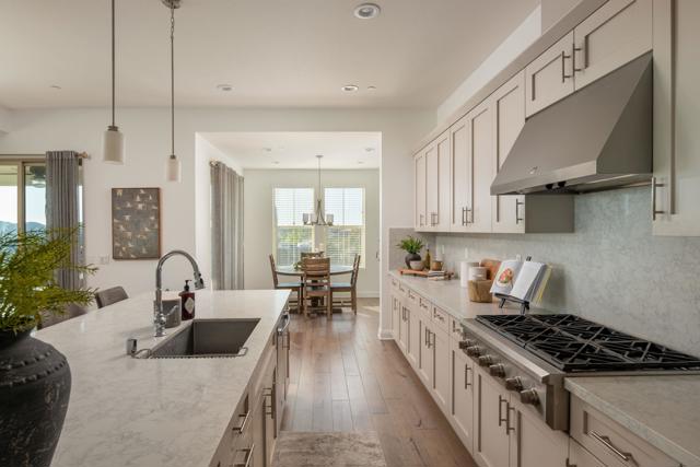 14546 Highcrest Ct, Poway CA: https://media.crmls.org/mediaz/5f87a832-dffe-4d5e-9378-f5b3a79eb562.jpg