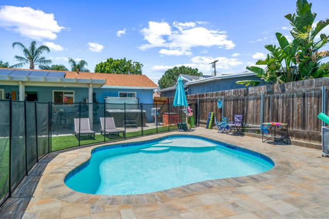 13225 Waltham Ave, Poway CA: https://media.crmls.org/mediaz/5f87b5d4-f656-42ce-bed2-2244f7531cda.jpg
