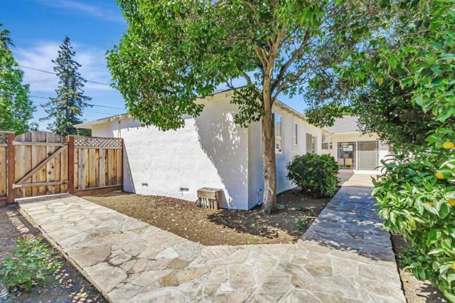 14555 Nelson Way, San Jose CA: https://media.crmls.org/mediaz/5f885dea-2b9a-4433-afa8-7636ef7b8ffa.jpg