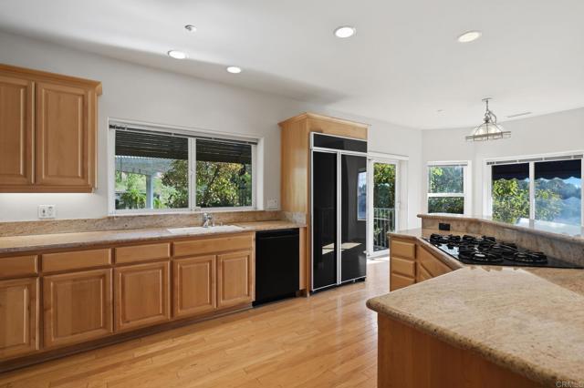 Detail Gallery Image 15 of 74 For 2596 Green Canyon Rd, Fallbrook,  CA 92028 - 4 Beds | 2/1 Baths
