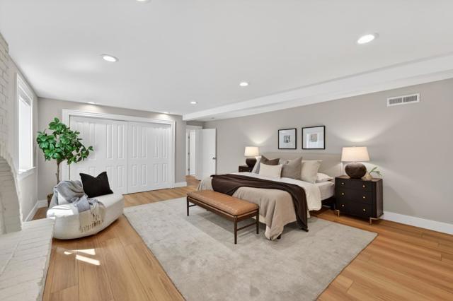 136 Loma Alta Avenue, Los Gatos CA: https://media.crmls.org/mediaz/5f899249-57f1-431b-a3b9-790d8dc47f1a.jpg