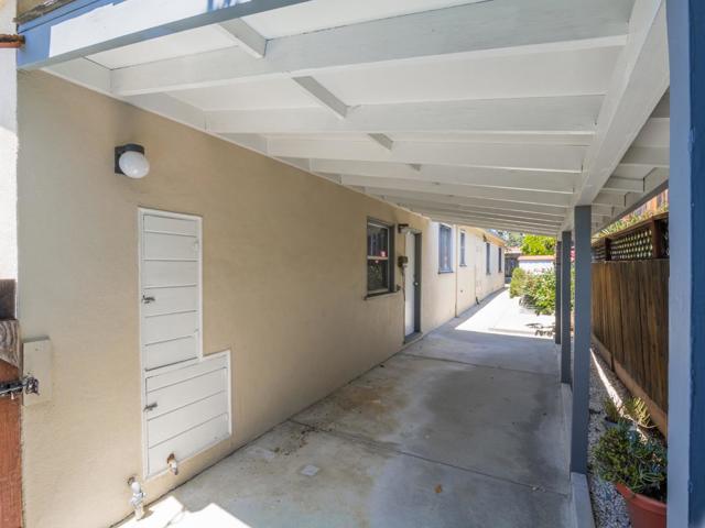 739 Quartz Street, Redwood City CA: https://media.crmls.org/mediaz/5f89be7e-1f5e-43e3-a370-b462b089257a.jpg