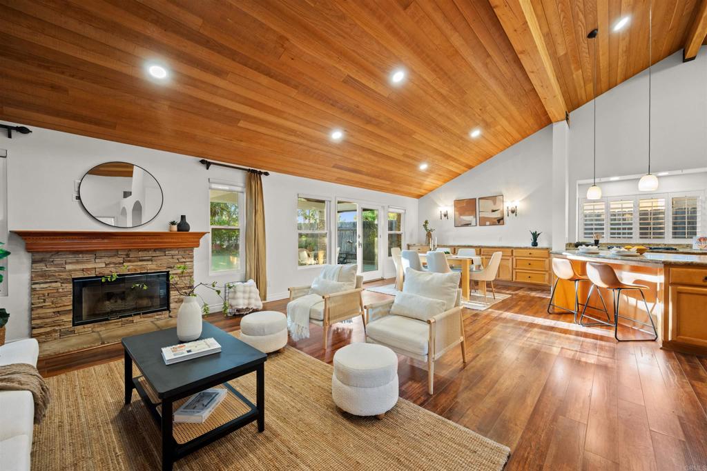 1062 Monterey Vista Way - photo 3