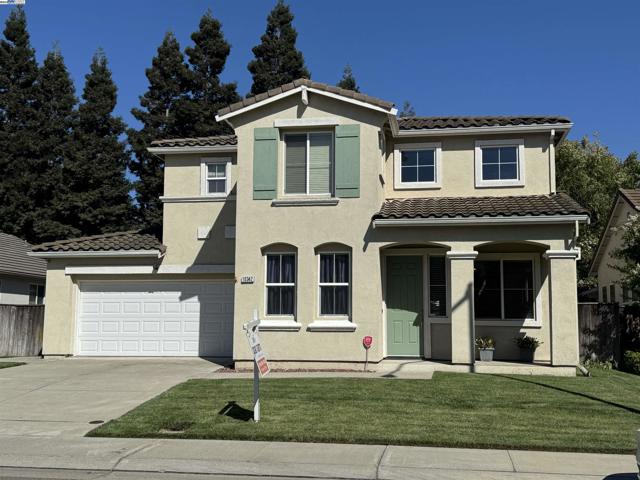 10342 Mono Ct, Stockton CA: https://media.crmls.org/mediaz/5f8b63e3-8678-45cb-8a80-bcd2e02d9efe.jpg