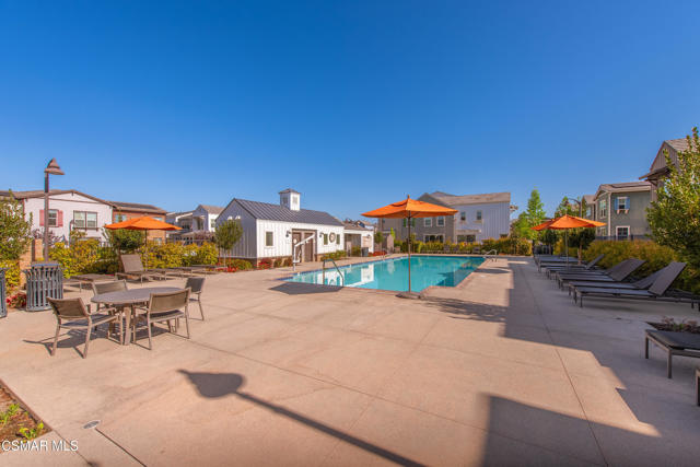 1830 Poppy Drive, Simi Valley CA: https://media.crmls.org/mediaz/5f8b94c6-f5d9-4ac0-a2db-9561d2de734f.jpg
