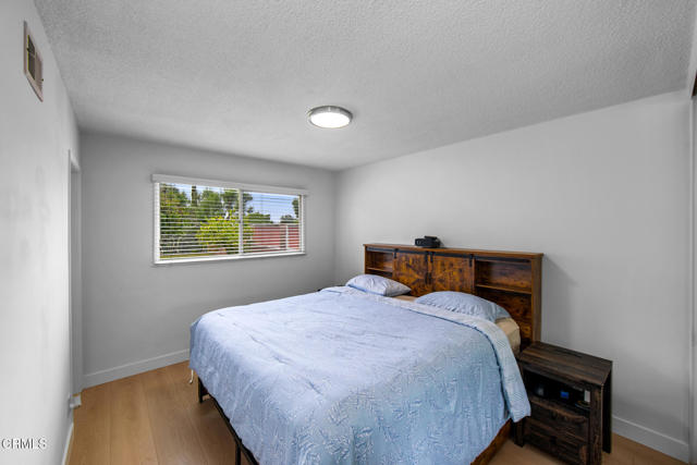 6552 Neddy Avenue, West Hills CA: https://media.crmls.org/mediaz/5f8bdc6d-8825-4d5d-a3b7-1796ff84608e.jpg