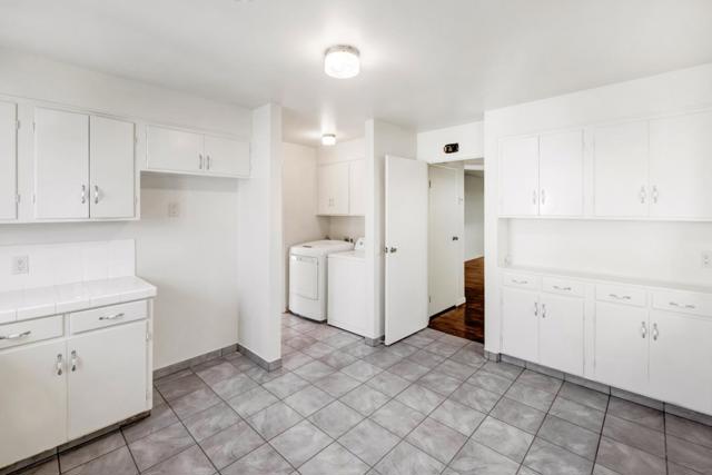 609 Congress Avenue, Pacific Grove CA: https://media.crmls.org/mediaz/5f8c186e-891b-4381-9927-138f3a0daf3f.jpg