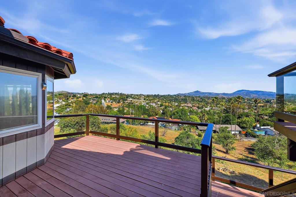 2448 Royal Crest - photo 17