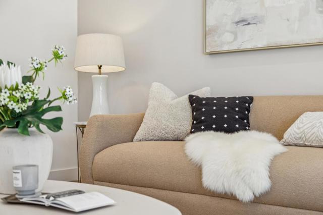 260 Curtis Street, San Francisco CA: https://media.crmls.org/mediaz/5f8d65ef-b5af-47c7-8465-b294d0f39754.jpg