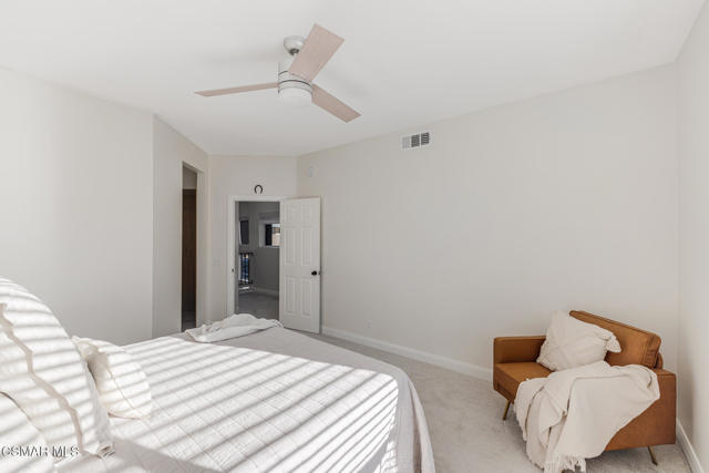 4153 Brookcrest Court, Moorpark CA: https://media.crmls.org/mediaz/5f8e4002-5a53-45f8-9501-060b8b8c5748.jpg