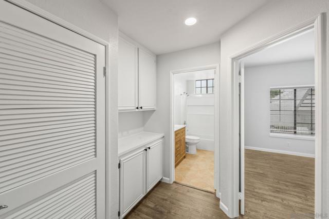 Image 26 of 41 For 16458 Avenida Venusto C  C