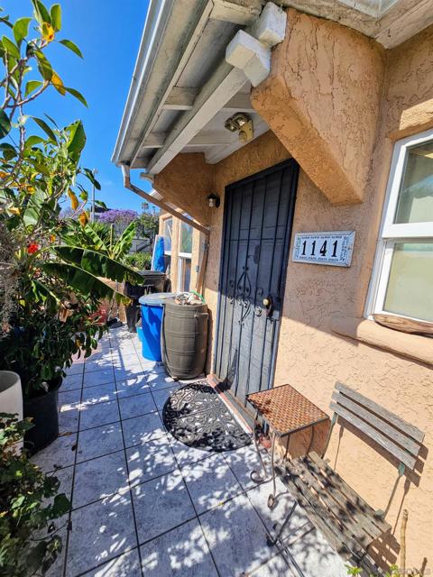 1135 41 26th Street, San Diego CA: https://media.crmls.org/mediaz/5f906147-12ec-4eb0-bfbd-a419e6d5fd0b.jpg