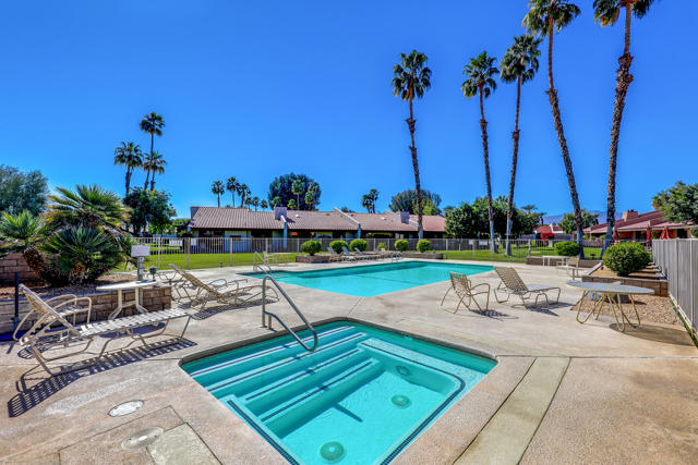 78800 Montego Bay Circle, Bermuda Dunes CA: https://media.crmls.org/mediaz/5f90ed3b-4f83-4ee5-832f-119987294777.jpg