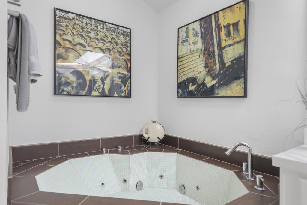 MLS #219138071DA image #25