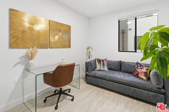 6707 N Sepulveda Boulevard, Van Nuys CA: https://media.crmls.org/mediaz/5f92da45-281d-4b08-9a25-fdc9790b03dd.jpg