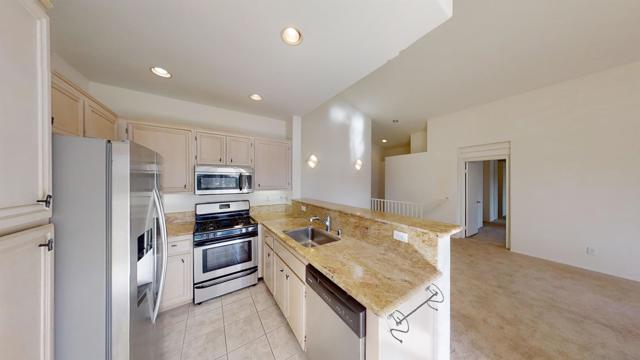 5580 Renaissance Ave, San Diego CA: https://media.crmls.org/mediaz/5f92e6a4-c0ac-4f81-bb56-3cd8856dfb33.jpg