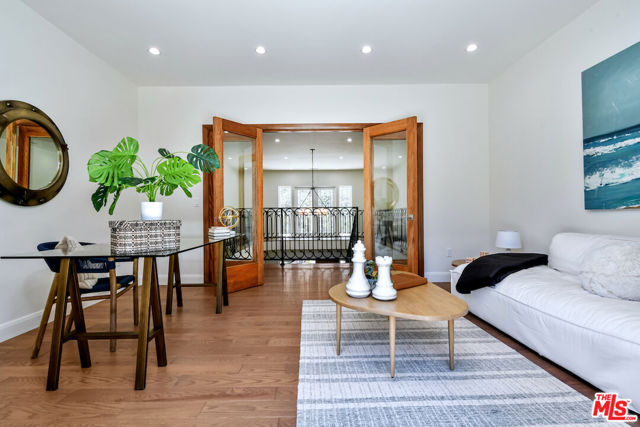 29677 Mulholland Highway, Agoura Hills CA: https://media.crmls.org/mediaz/5f9377b7-2a61-4497-9752-3cff16bca690.jpg