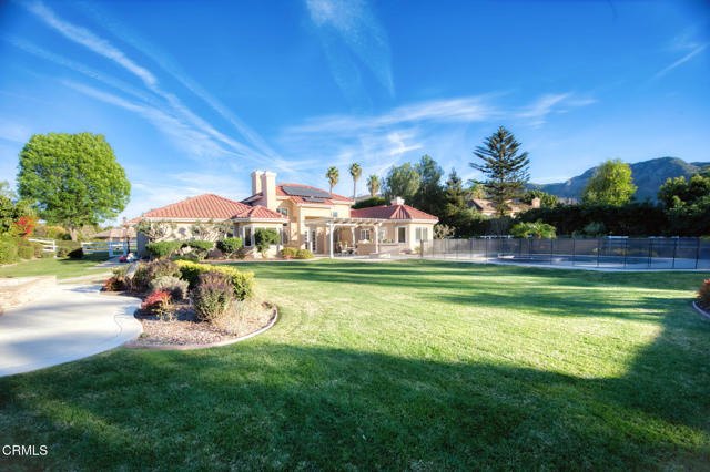 2021 Brittany Park Road, Camarillo CA: https://media.crmls.org/mediaz/5f93fd36-1bcd-43a8-82a3-2592adfbd444.jpg