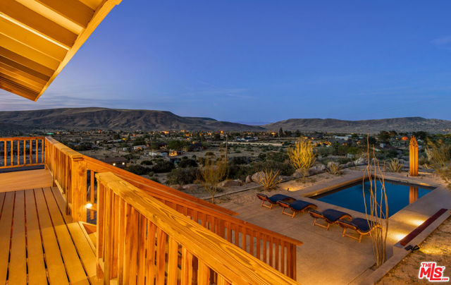 5637 Minna Gombell Lane, Pioneertown CA: https://media.crmls.org/mediaz/5f974acc-2be4-4fff-9d68-b2ce08ef7d5b.jpg